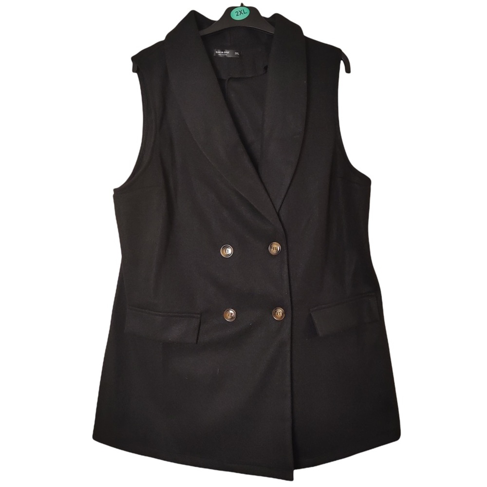 Shein curve black button vest 2XL